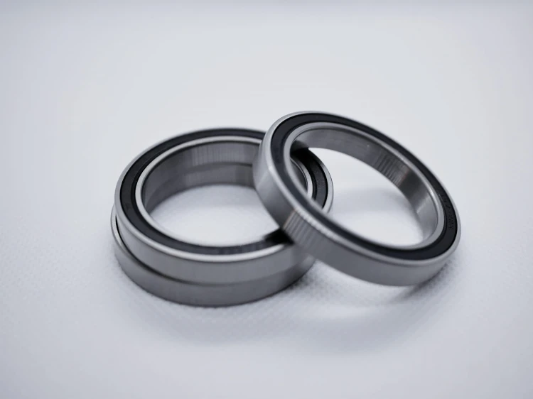 Łożysko 6807-2RS 25x37x7