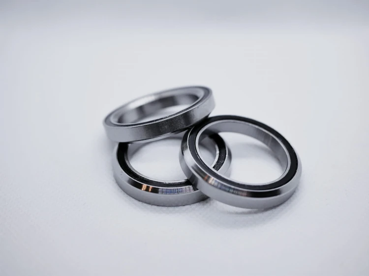 Łożysko MH-P03 30,15x41x6,5x45/45