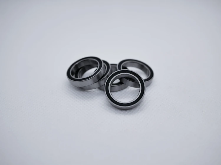 Łożysko 6702-2RS 15x21x4