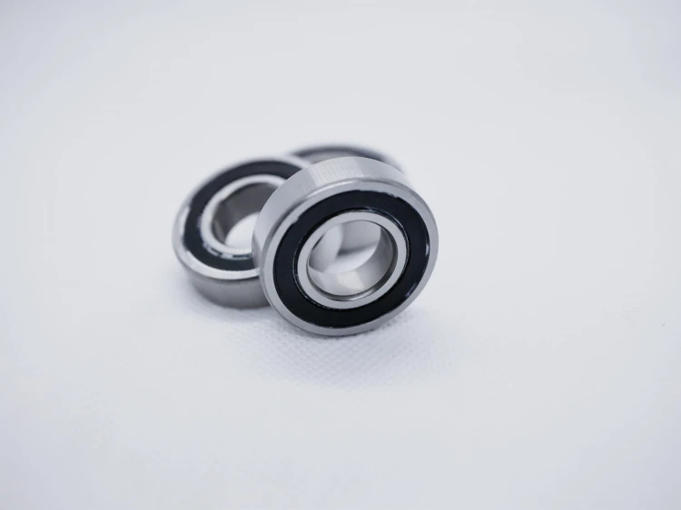 Łożysko 6002-2RS-MAX ABEC 5 (6002-VRS) 15x32x9