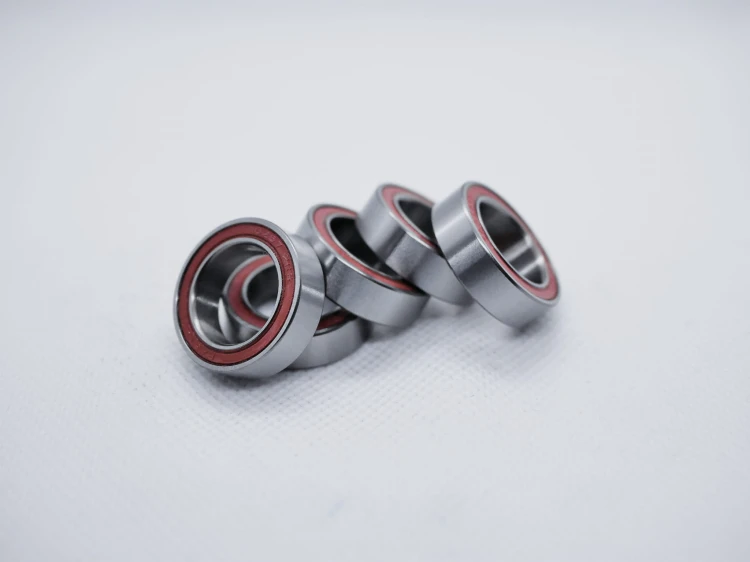 Łożysko 7903-2RS 17x30x7